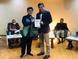 UPH Gelar Bedah Buku Penanggulangan Narkotika Indonesia-Thailand