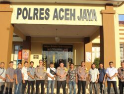 Kapolres Aceh Jaya Ngopi Santai Bareng Wartawan, Jelang Persiapan Pemilu 2024